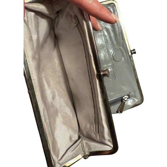 Hobo International Clutch wallet (Restored) - Picture 4 of 7